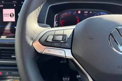  Volkswagen T-Cross 1.0 TSI Black Edition Euro 6 (s/s) 5dr Thumbnail #43