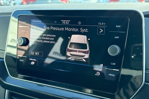  Volkswagen T-Cross 1.0 TSI Black Edition Euro 6 (s/s) 5dr Thumbnail #51