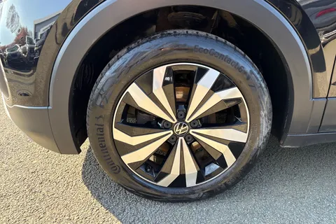 DF71JJK Volkswagen T-Cross 1.0 TSI 110 Black Edition 5dr Thumbnail #13