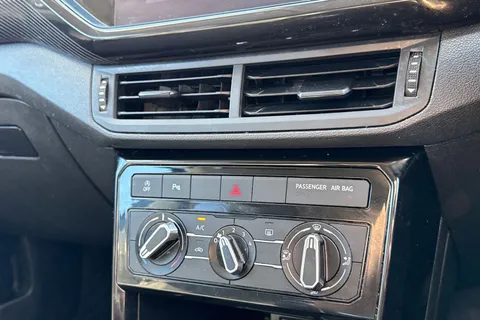 DF71JJK Volkswagen T-Cross 1.0 TSI 110 Black Edition 5dr Thumbnail #22