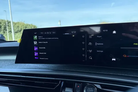  PEUGEOT E-5008 73kWh GT Auto 5dr Thumbnail #42