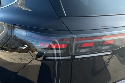 KP75MRX Volkswagen Tiguan 1.5 eTSI 150 Elegance 5dr DSG Thumbnail #8