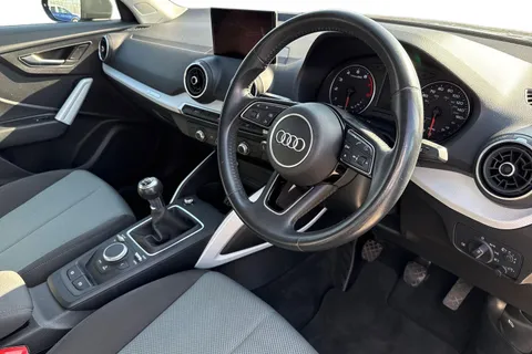 14 of 59 for Audi Q2 Technik 30 TFSI 116 PS 6-speed