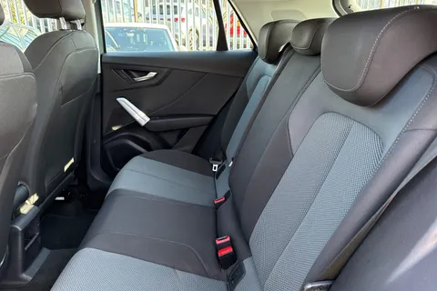 19 of 59 for Audi Q2 Technik 30 TFSI 116 PS 6-speed