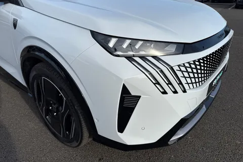 SY24WRU PEUGEOT E-3008 73kWh GT Auto 5dr Thumbnail #25