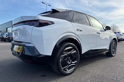 SY24WRU PEUGEOT E-3008 73kWh GT Auto 5dr Thumbnail #33