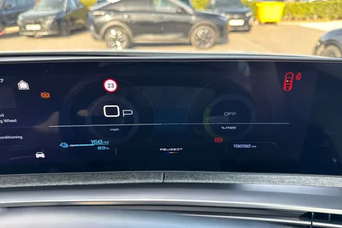 SY24WRU PEUGEOT E-3008 73kWh GT Auto 5dr Thumbnail #39