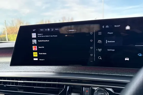 SY24WRU PEUGEOT E-3008 73kWh GT Auto 5dr Thumbnail #46