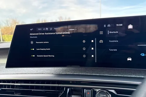 SY24WRU PEUGEOT E-3008 73kWh GT Auto 5dr Thumbnail #51