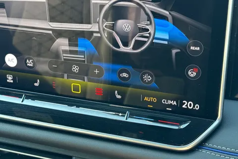 DC25WUW Volkswagen Tiguan 1.5 TSI 272 eHybrid R-Line 5dr DSG | Panoramic Sunroof | Heated Seats Thumbnail #37