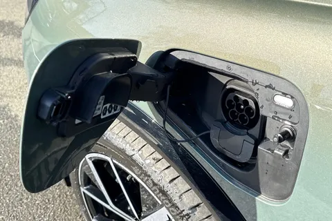 DC25WUW Volkswagen Tiguan 1.5 TSI 272 eHybrid R-Line 5dr DSG | Panoramic Sunroof | Heated Seats Thumbnail #43