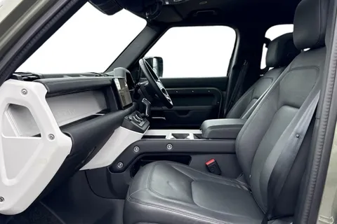 KO74NDN Land Rover Defender 110 3.0 D350 X-Dynamic HSE 5dr Thumbnail #4