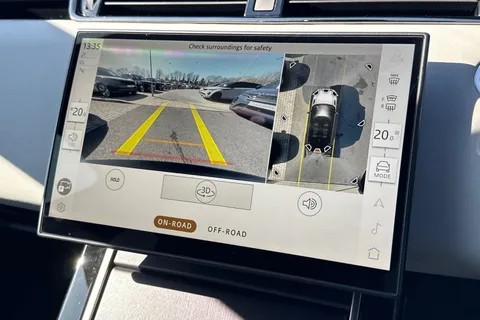 DU75YPG Land Rover Range Rover Evoque 2.0 D200 Dynamic SE 5dr Thumbnail #14