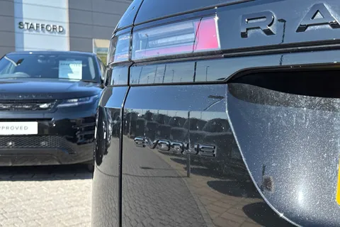 DU75YPG Land Rover Range Rover Evoque 2.0 D200 Dynamic SE 5dr Thumbnail #28