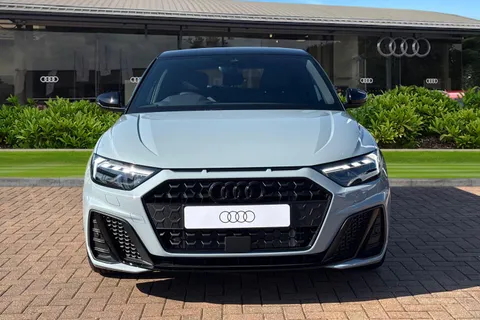  Audi A1 1.0 TFSI 25 Black Edition Sportback S Tronic Euro 6 (s/s) 5dr Thumbnail #6