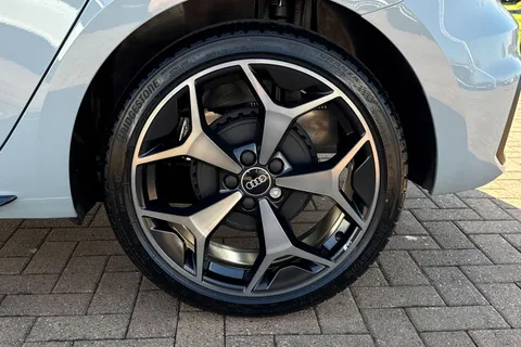  Audi A1 1.0 TFSI 25 Black Edition Sportback S Tronic Euro 6 (s/s) 5dr Thumbnail #13