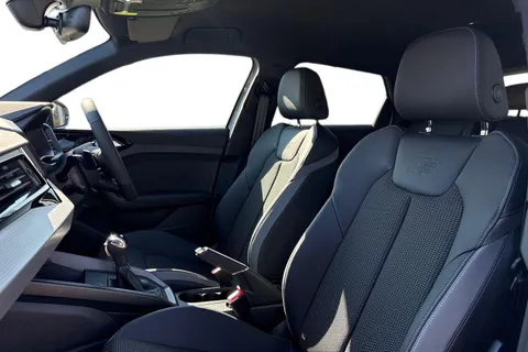  Audi A1 1.0 TFSI 25 Black Edition Sportback S Tronic Euro 6 (s/s) 5dr Thumbnail #16