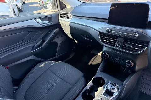 20 of 51 for Ford Focus 1.5 EcoBlue Active Auto Euro 6 (s/s) 5dr