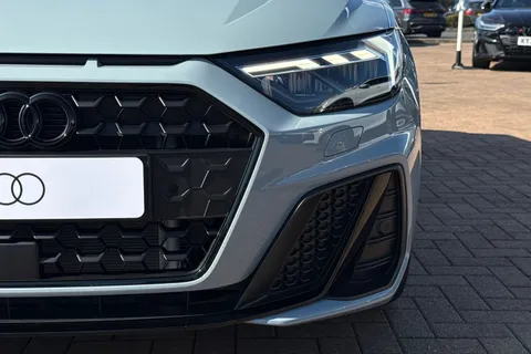  Audi A1 1.0 TFSI 25 Black Edition Sportback S Tronic Euro 6 (s/s) 5dr Thumbnail #30