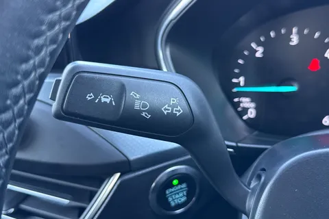 33 of 51 for Ford Focus 1.5 EcoBlue Active Auto Euro 6 (s/s) 5dr