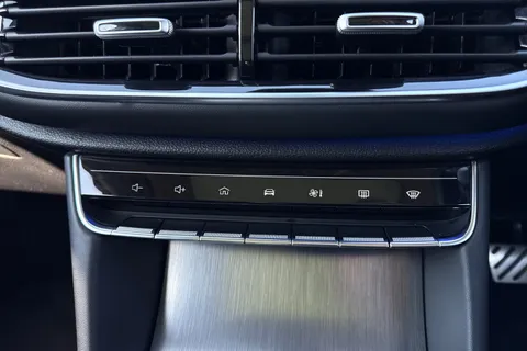 DF72UVX MG Mg Hs 1.5 T-GDI Exclusive DCT Euro 6 (s/s) 5dr Thumbnail #58