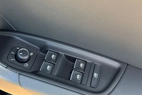  Audi A1 1.0 TFSI 25 Black Edition Sportback S Tronic Euro 6 (s/s) 5dr Thumbnail #60