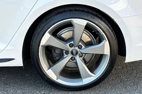 GY67BBN Audi A4 Avant 1.4 TFSI Black Edition Euro 6 (s/s) 5dr Thumbnail #13