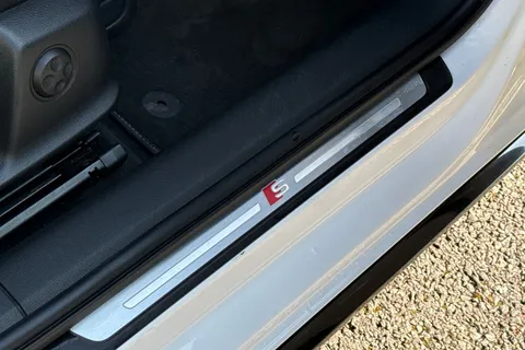 GY67BBN Audi A4 Avant 1.4 TFSI Black Edition Euro 6 (s/s) 5dr Thumbnail #33