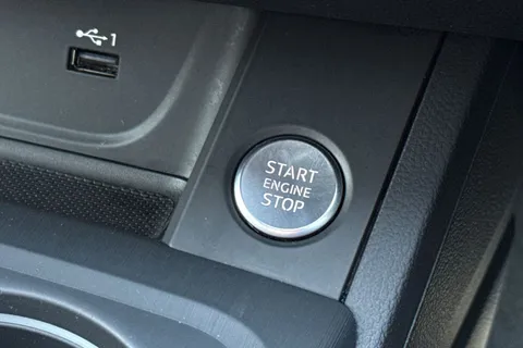 GY67BBN Audi A4 Avant 1.4 TFSI Black Edition Euro 6 (s/s) 5dr Thumbnail #44