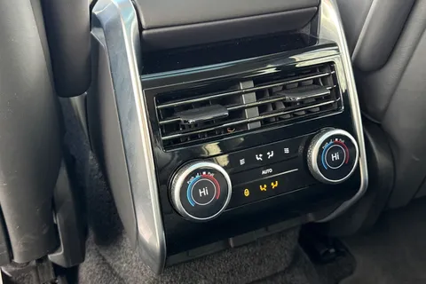 KP24CGF Land Rover Range Rover 3.0 D300 HSE 5dr Thumbnail #20