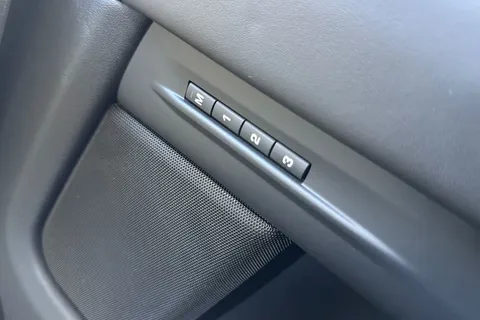 KN74VGX Land Rover Range Rover Evoque 2.0 D200 Autobiography 5dr Thumbnail #27