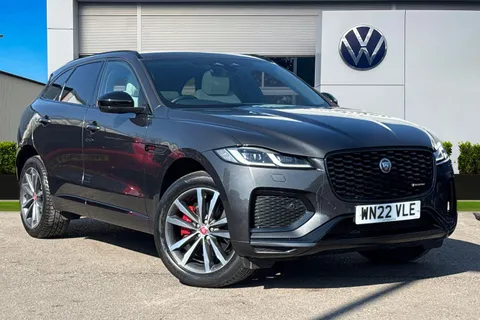 WN22VLE Jaguar F-Pace 2.0 P250i R-Dynamic Black Auto AWD Euro 6 (s/s) 5dr Thumbnail #2