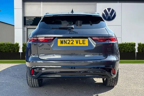 WN22VLE Jaguar F-Pace 2.0 P250i R-Dynamic Black Auto AWD Euro 6 (s/s) 5dr Thumbnail #5