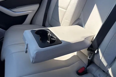 WN22VLE Jaguar F-Pace 2.0 P250i R-Dynamic Black Auto AWD Euro 6 (s/s) 5dr Thumbnail #39