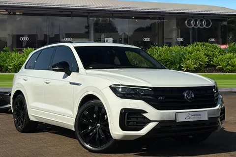 WN21GZB Volkswagen Touareg 3.0 TDI V6 Black Edition Tiptronic 4Motion Euro 6 (s/s) 5dr Thumbnail #1