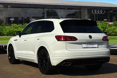 WN21GZB Volkswagen Touareg 3.0 TDI V6 Black Edition Tiptronic 4Motion Euro 6 (s/s) 5dr Thumbnail #2