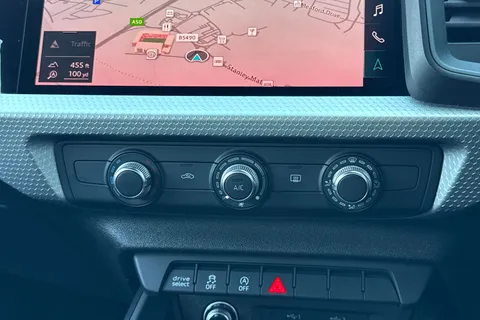 GM21VMJ Audi A1 S line 30 TFSI  110 PS S tronic Thumbnail #23