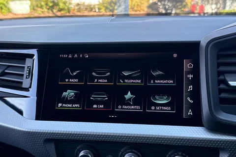 GM21VMJ Audi A1 S line 30 TFSI  110 PS S tronic Thumbnail #32