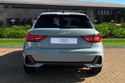  Audi A1 1.0 TFSI 30 S line Sportback S Tronic Euro 6 (s/s) 5dr Thumbnail #5