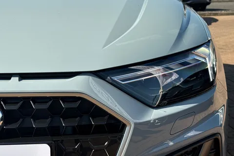  Audi A1 1.0 TFSI 30 S line Sportback S Tronic Euro 6 (s/s) 5dr Thumbnail #53