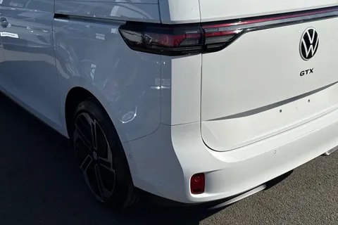  Volkswagen ID. Buzz Pro 86kWh GTX Auto 4Motion 5dr (LWB, 7Seat) Thumbnail #7