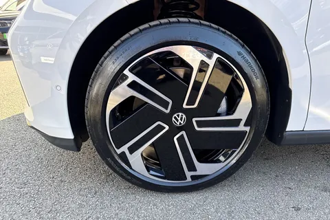  Volkswagen ID. Buzz Pro 86kWh GTX Auto 4Motion 5dr (LWB, 7Seat) Thumbnail #12