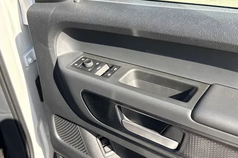  Volkswagen ID. Buzz Pro 86kWh GTX Auto 4Motion 5dr (LWB, 7Seat) Thumbnail #20