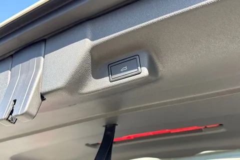  Volkswagen ID. Buzz Pro 86kWh GTX Auto 4Motion 5dr (LWB, 7Seat) Thumbnail #46