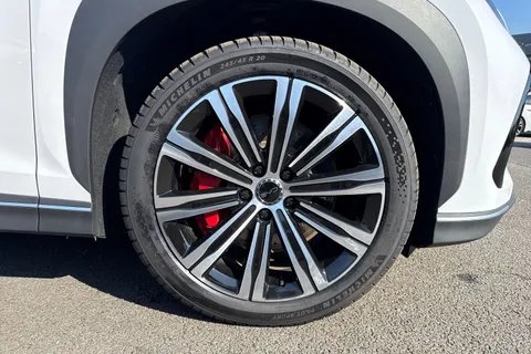 LC75OFU BYD Sealion 7 82.5kWh Design Auto AWD 5dr Thumbnail #7