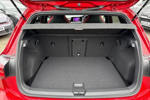MM24XGN Volkswagen Golf 2.0 TSI GTI 5dr DSG | Harman Kardon | Adaptive chassis control Thumbnail #8