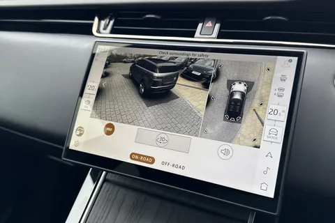 KW74NHJ Land Rover Range Rover Evoque 1.5 P270e Autobiography 5dr Thumbnail #14