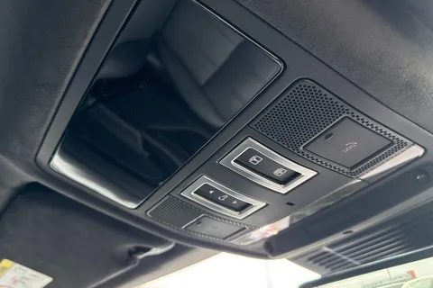 KW74NHJ Land Rover Range Rover Evoque 1.5 P270e Autobiography 5dr Thumbnail #25