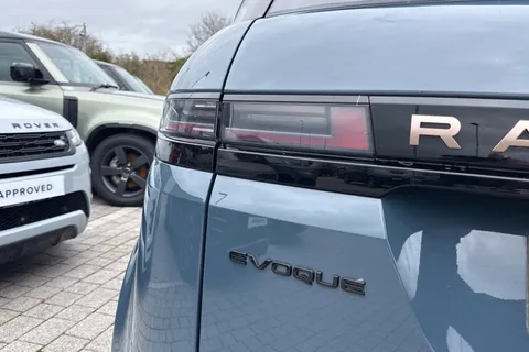 KW74NHJ Land Rover Range Rover Evoque 1.5 P270e Autobiography 5dr Thumbnail #28