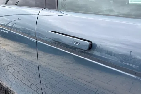 KW74NHJ Land Rover Range Rover Evoque 1.5 P270e Autobiography 5dr Thumbnail #31